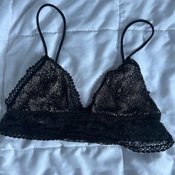 Victoria’s Secret bralette - Picture 1 of 3